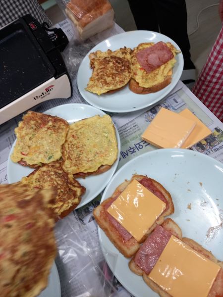 ڷ 